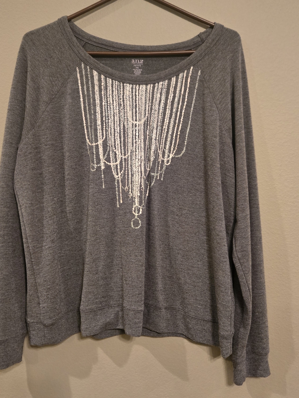 a.n.a Gray Pullover with White Necklace Graphic Petite XL
